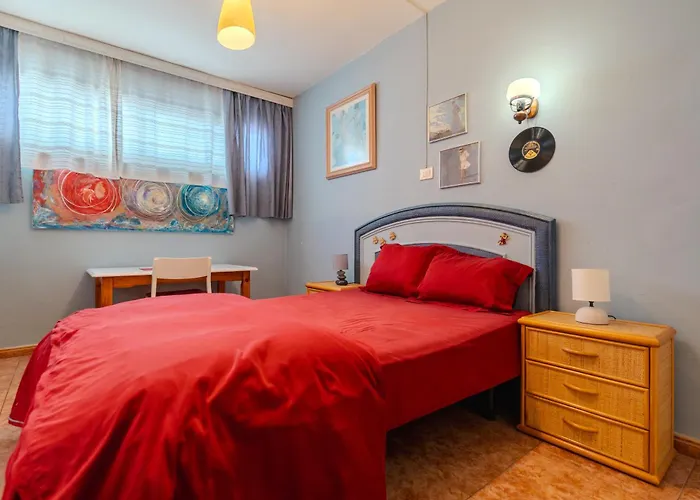 Artcorner, Pool & Wifi